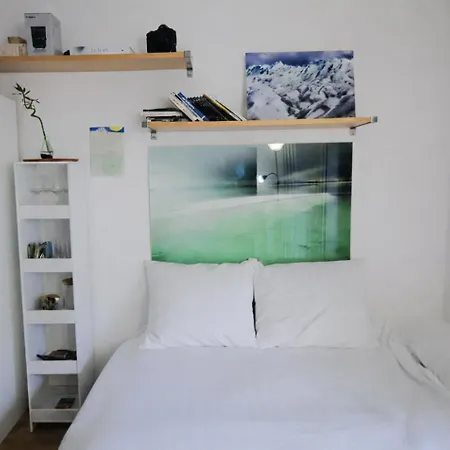 Avec Balcon Dans Le 17eme アパート パリ