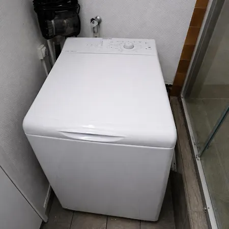Avec Balcon Dans Le 17eme Apartmán